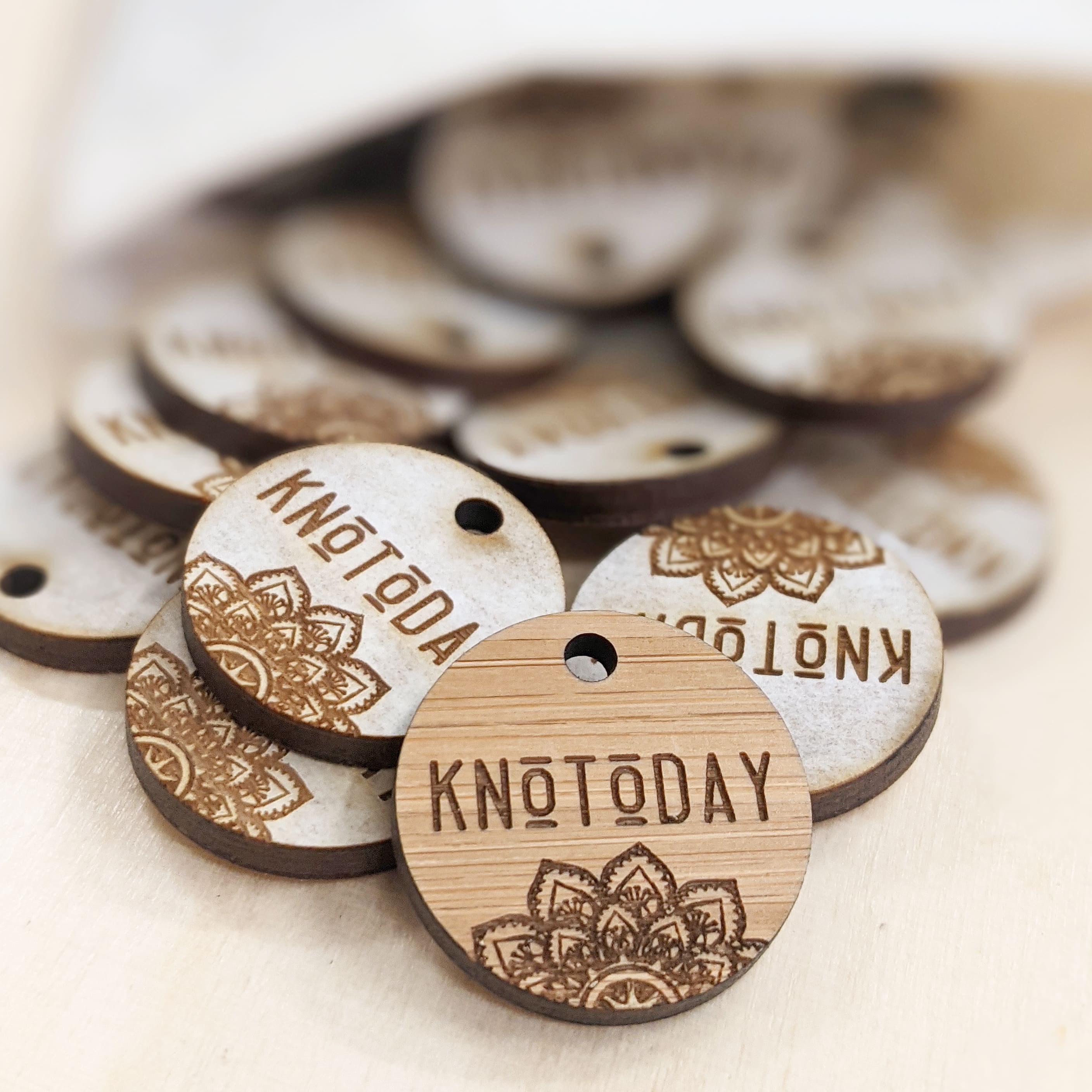 Circle Wooden Tags – LITTLELASERCO