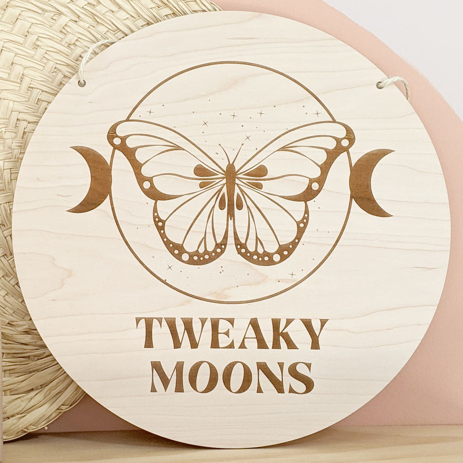 Maple engraved sign with buuterfly and rattan